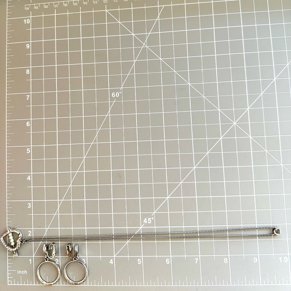 Vintage Trifari Earrings & Heart Necklace - Picture 10 of 17